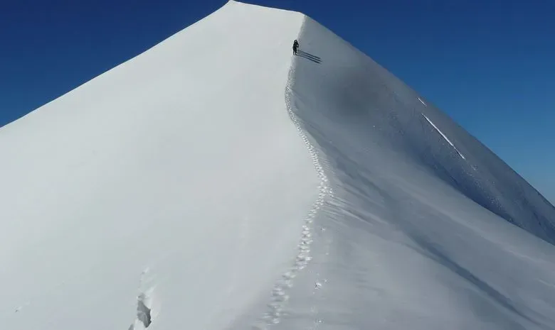 Dôme du Miage 
4 sommets faciles pour débuter l'alpinisme